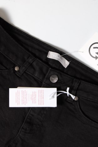 Γυναικείο κοντό παντελόνι Tamaris, Μέγεθος M, Χρώμα Μαύρο, Τιμή 11,50 €