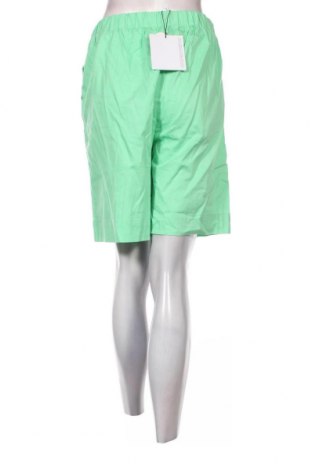 Дамски къс панталон The Jogg Concept, Размер L, Цвят Зелен, Цена 72,00 лв.