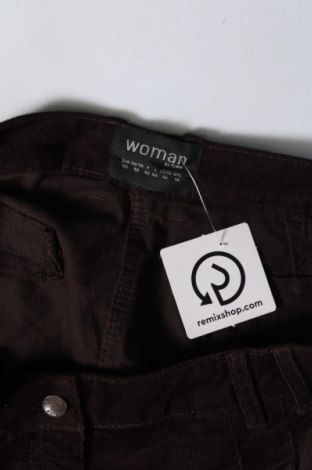 Дамски къс панталон Woman By Tchibo, Размер M, Цвят Кафяв, Цена 19,00 лв.