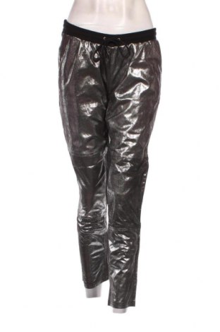 Γυναικείο παντελόνι δερμάτινο Heine, Μέγεθος M, Χρώμα Ασημί, Τιμή 109,32 €