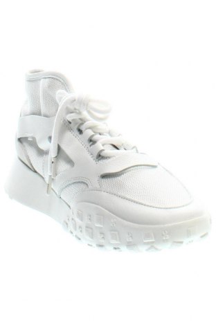 Дамски обувки Bronx, Размер 39, Цвят Бял, Цена 232,00 лв.