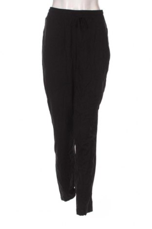 Дамски панталон B.Young, Размер M, Цвят Черен, Цена 23,80 лв.