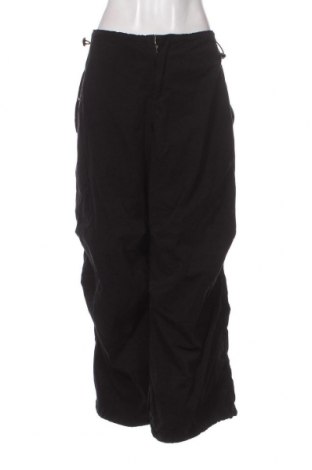 Дамски панталон BDG, Размер XL, Цвят Черен, Цена 87,00 лв.