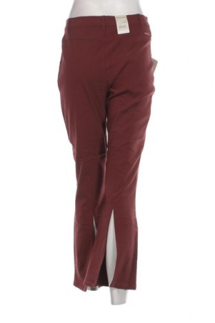 Pantaloni de femei Bram's Paris, Mărime M, Culoare Roșu, Preț 24,21 Lei