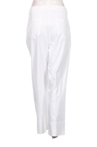 Дамски панталон Brax, Размер M, Цвят Бял, Цена 146,00 лв.