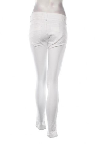 Дамски панталон Colours, Размер S, Цвят Бял, Цена 11,04 лв.