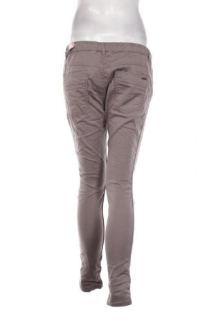 Дамски панталон Fresh Made, Размер M, Цвят Сив, Цена 10,44 лв.