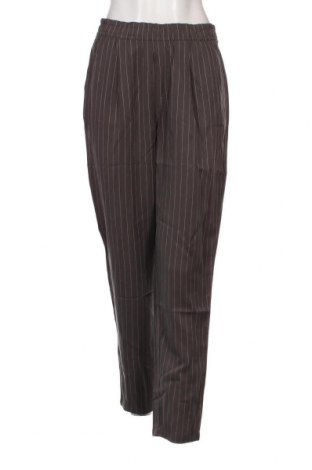 Pantaloni de femei Lounge Nine, Mărime M, Culoare Gri, Preț 38,42 Lei