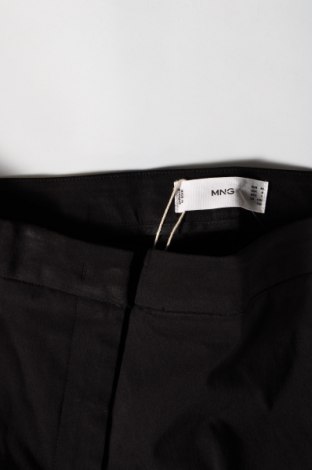 Γυναικείο παντελόνι Mango, Μέγεθος M, Χρώμα Μαύρο, Τιμή 11,57 €