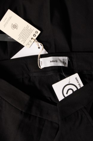 Γυναικείο παντελόνι Mango, Μέγεθος S, Χρώμα Μαύρο, Τιμή 7,71 €