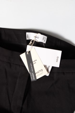 Дамски панталон Mango, Размер S, Цвят Черен, Цена 19,72 лв.