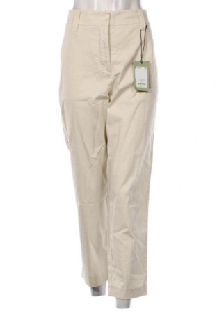 Дамски панталон Marc O'Polo, Размер M, Цвят Бежов, Цена 53,48 лв.