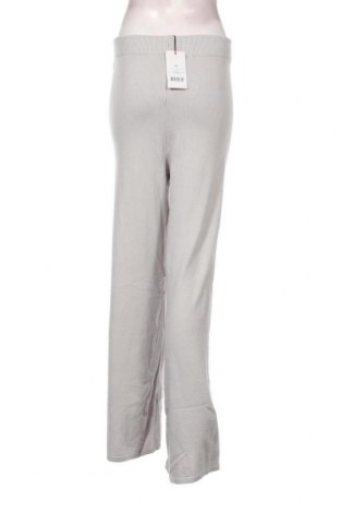 Дамски панталон NA-KD, Размер XS, Цвят Сив, Цена 13,92 лв.