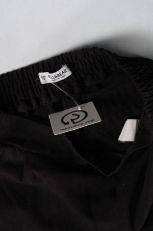 Pantaloni de femei Pull&Bear, Mărime XS, Culoare Negru, Preț 95,39 Lei