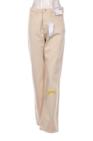 Дамски панталон Sinsay, Размер M, Цвят Бежов, Цена 15,18 лв.