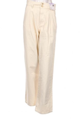 Дамски панталон Sinsay, Размер M, Цвят Бежов, Цена 16,10 лв.