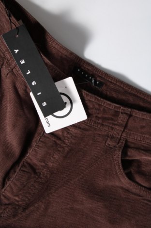 Дамски панталон Sisley, Размер L, Цвят Кафяв, Цена 13,92 лв.