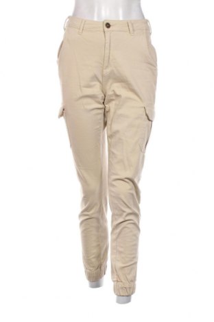 Дамски панталон Urban Classics, Размер S, Цвят Бежов, Цена 16,32 лв.