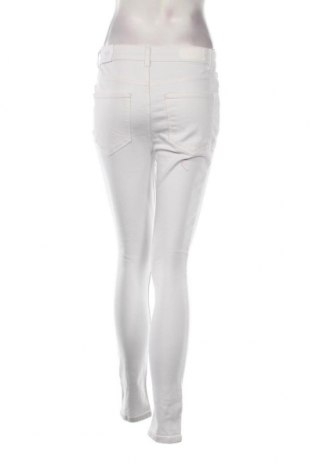 Дамски панталон VILA, Размер S, Цвят Бял, Цена 9,72 лв.