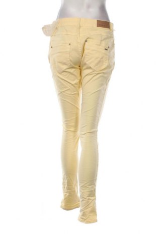 Дамски панталон Zabaione, Размер M, Цвят Жълт, Цена 13,92 лв.