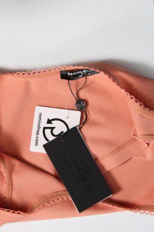 Γυναικείο αμάνικο μπλουζάκι Fashion Union, Μέγεθος M, Χρώμα Σάπιο μήλο, Τιμή 3,74 €