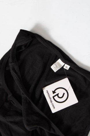 Γυναικείο αμάνικο μπλουζάκι Q/S by S.Oliver, Μέγεθος M, Χρώμα Μαύρο, Τιμή 7,62 €