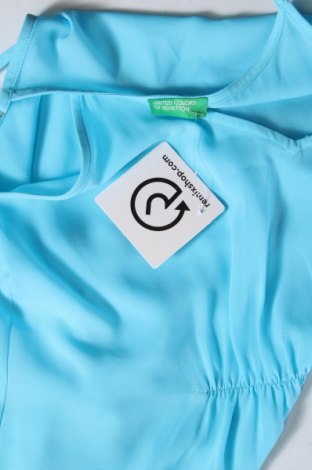 Γυναικείο αμάνικο μπλουζάκι United Colors Of Benetton, Μέγεθος XS, Χρώμα Μπλέ, Τιμή 6,02 €