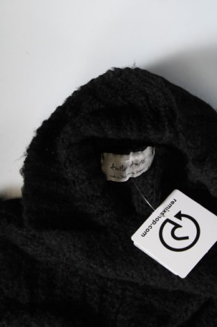 Дамски пуловер Amelie & Amelie, Размер M, Цвят Черен, Цена 5,51 лв.