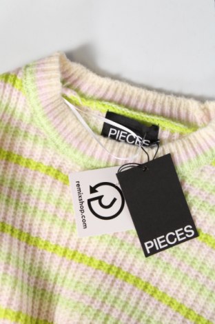 Дамски пуловер Pieces, Размер M, Цвят Многоцветен, Цена 42,66 лв.