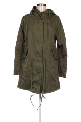 Dámska bunda , Veľkosť M, Farba Zelená, Cena  4,90 €
