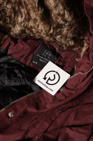 Γυναικείο μπουφάν LFT, Μέγεθος S, Χρώμα Κόκκινο, Τιμή 12,56 €