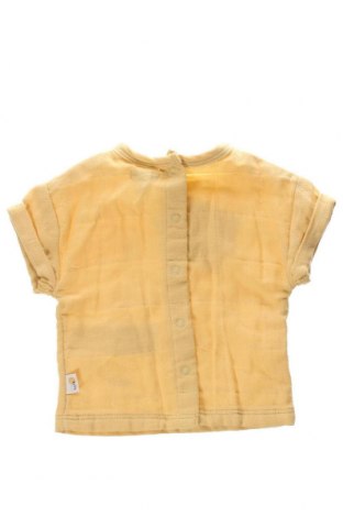 Детска тениска Kiabi, Размер 1-2m/ 50-56 см, Цвят Жълт, Цена 6,24 лв.