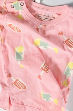 Детска тениска Smitten Organic, Размер 3-6m/ 62-68 см, Цвят Розов, Цена 13,44 лв.