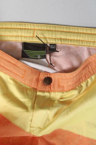 Детски къс панталон Brunotti, Размер 11-12y/ 152-158 см, Цвят Жълт, Цена 49,00 лв.