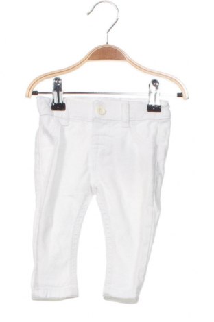 Pantaloni pentru copii LC Waikiki, Mărime 3-6m/ 62-68 cm, Culoare Alb, Preț 21,43 Lei