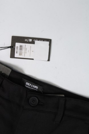 Ανδρικό κοντό παντελόνι Only & Sons, Μέγεθος S, Χρώμα Μαύρο, Τιμή 7,22 €