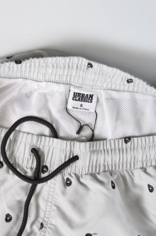 Pantaloni scurți de bărbați Urban Classics, Mărime S, Culoare Gri, Preț 131,58 Lei