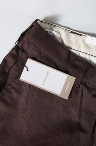 Ανδρικό παντελόνι Jack & Jones, Μέγεθος M, Χρώμα Καφέ, Τιμή 4,65 €