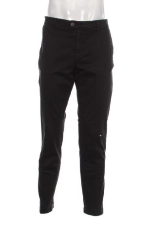 Мъжки панталон Liu Jo, Размер L, Цвят Черен, Цена 191,00 лв.