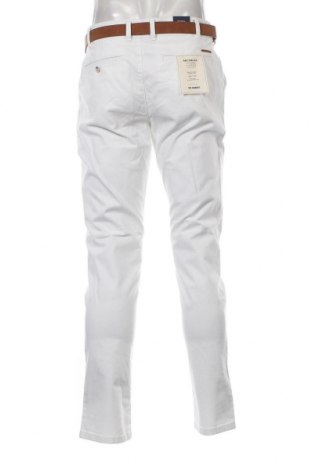 Мъжки панталон McNeal, Размер L, Цвят Бял, Цена 87,00 лв.