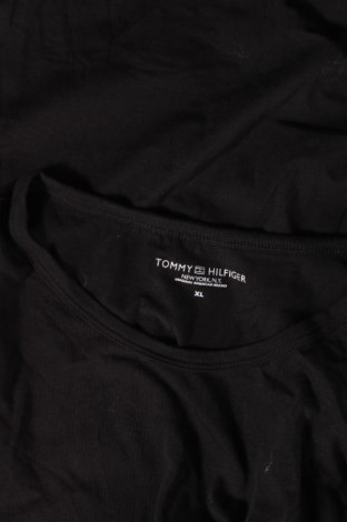 Мъжко поло Tommy Hilfiger, Размер XL, Цвят Черен, Цена 73,44 лв.