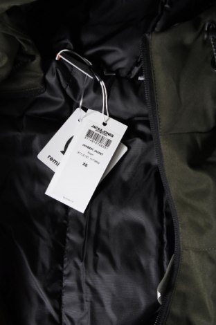 Ανδρικό μπουφάν Jack & Jones, Μέγεθος XS, Χρώμα Πράσινο, Τιμή 13,10 €