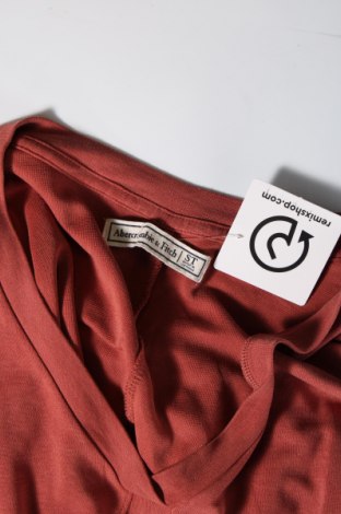 Kleid Abercrombie & Fitch, Größe M, Farbe Aschrosa, Preis 11,50 €
