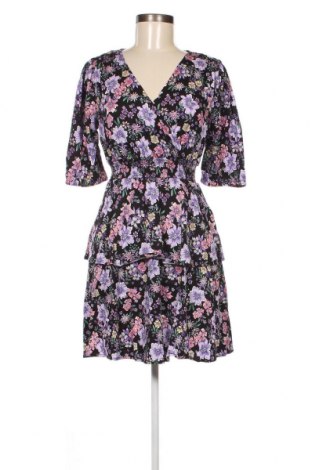 Kleid ONLY, Größe XS, Farbe Mehrfarbig, Preis € 10,02