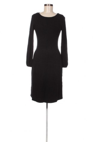 Šaty  S.Oliver Black Label, Velikost M, Barva Černá, Cena  134,00 Kč