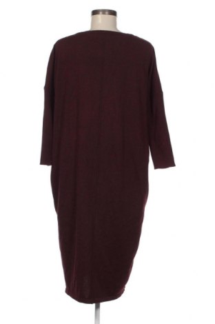 Kleid Saint Tropez, Größe M, Farbe Rot, Preis 21,03 €