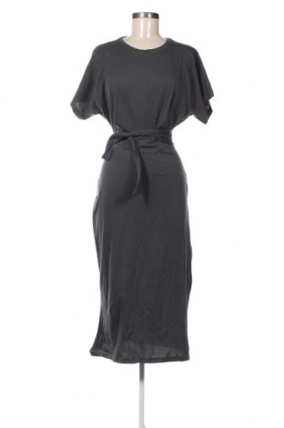Φόρεμα Trendyol, Μέγεθος L, Χρώμα Γκρί, Τιμή 23,66 €