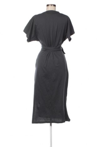 Φόρεμα Trendyol, Μέγεθος L, Χρώμα Γκρί, Τιμή 23,66 €