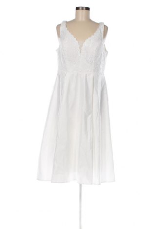 Φόρεμα Troyden, Μέγεθος XL, Χρώμα Λευκό, Τιμή 215,98 €