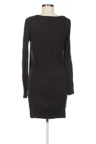 Kleid Vero Moda, Größe L, Farbe Grau, Preis 4,04 €